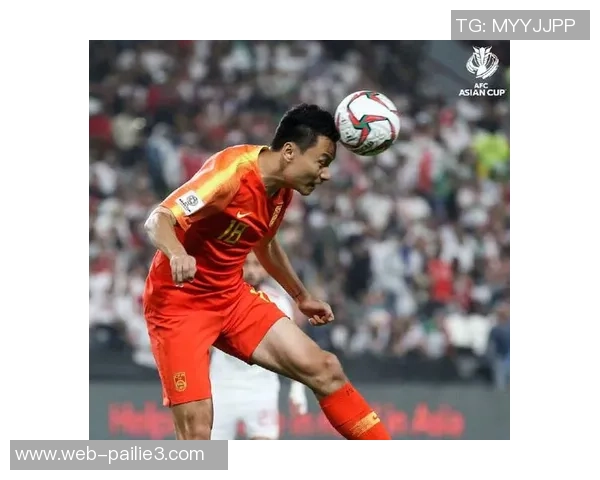 南京足球队的崛起之路：邀请赛中的奋斗与荣耀解析